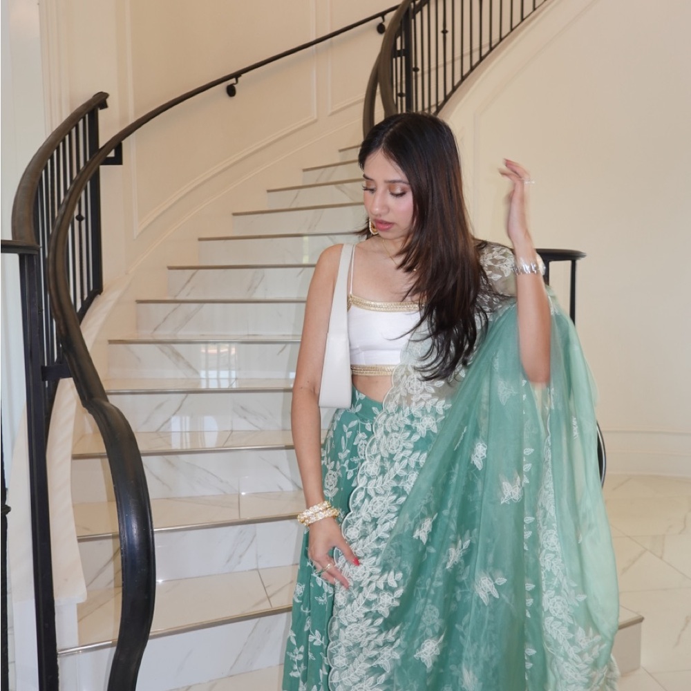 Indian Lehenga Choli Dupatta